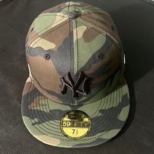 Yankees World Series(camo) Hat